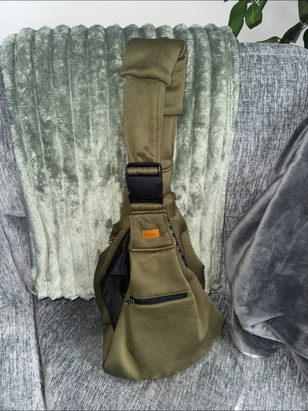 CUBY DOG SLING CARRIER